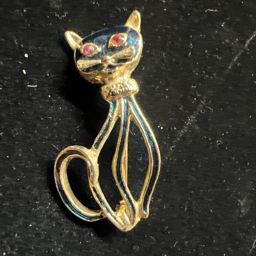 Vintage blue enamel gold tone Cat Brooch with ruby red eyes J37